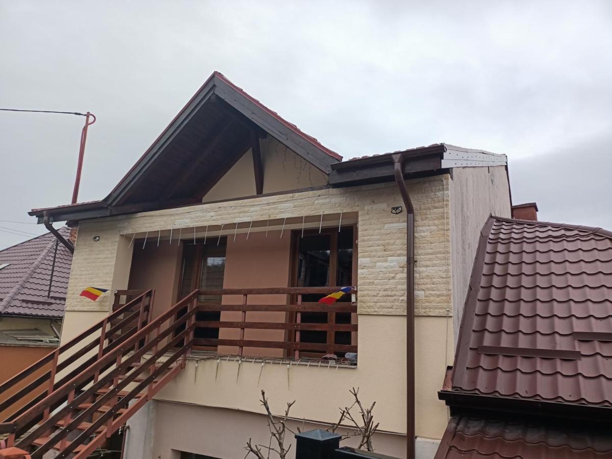 Vila Casa Lucaciu Kluž Exteriér fotografie